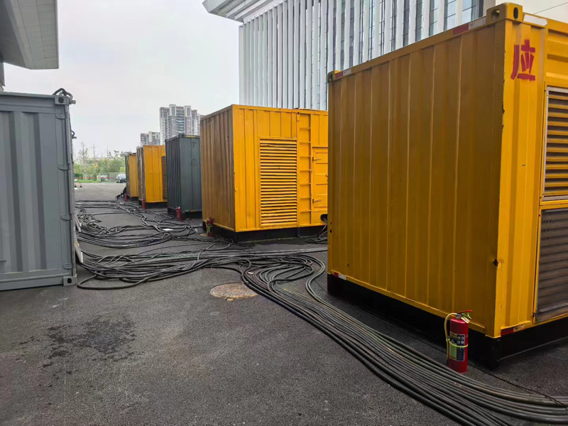 恩阳不同季节柴油发电机组保养有哪些注意事项？