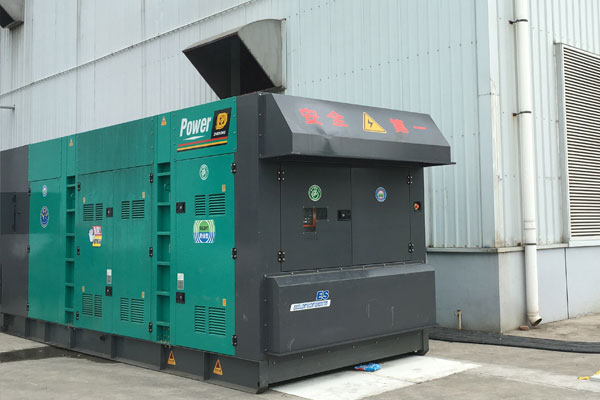 恩阳燃油滤清器的更换流程是怎样的？