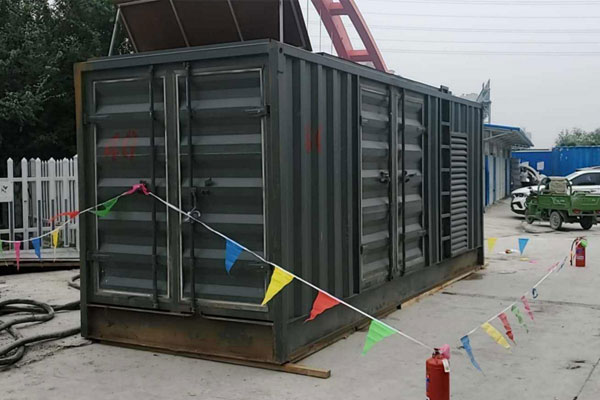 恩阳发电机租赁空气滤清器多久更换一次？