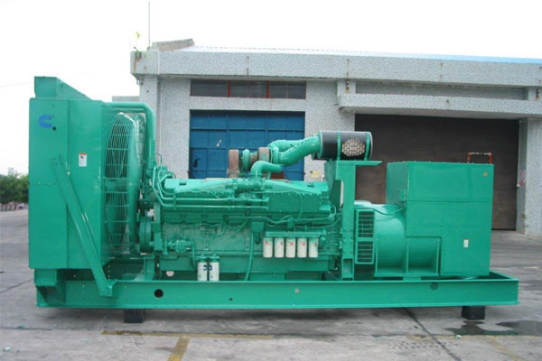 恩阳工厂发电机应急发电时如何更准确地检查发电机状态？